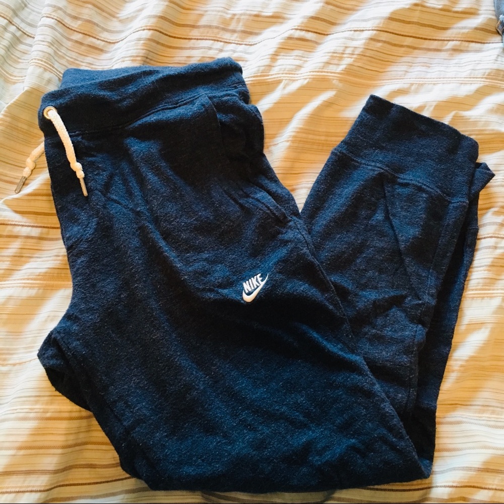NIKE JOGGERS